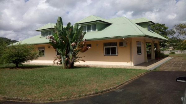 Location Immobilier Professionnel Bureaux Cayenne 97300