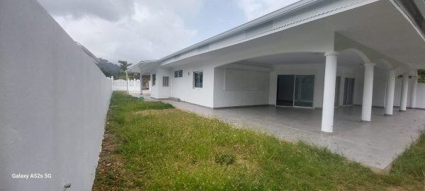 Offres de location Villa Matoury 97351