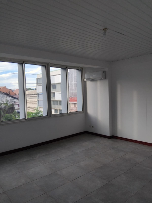Offres de location Appartement Cayenne 97300