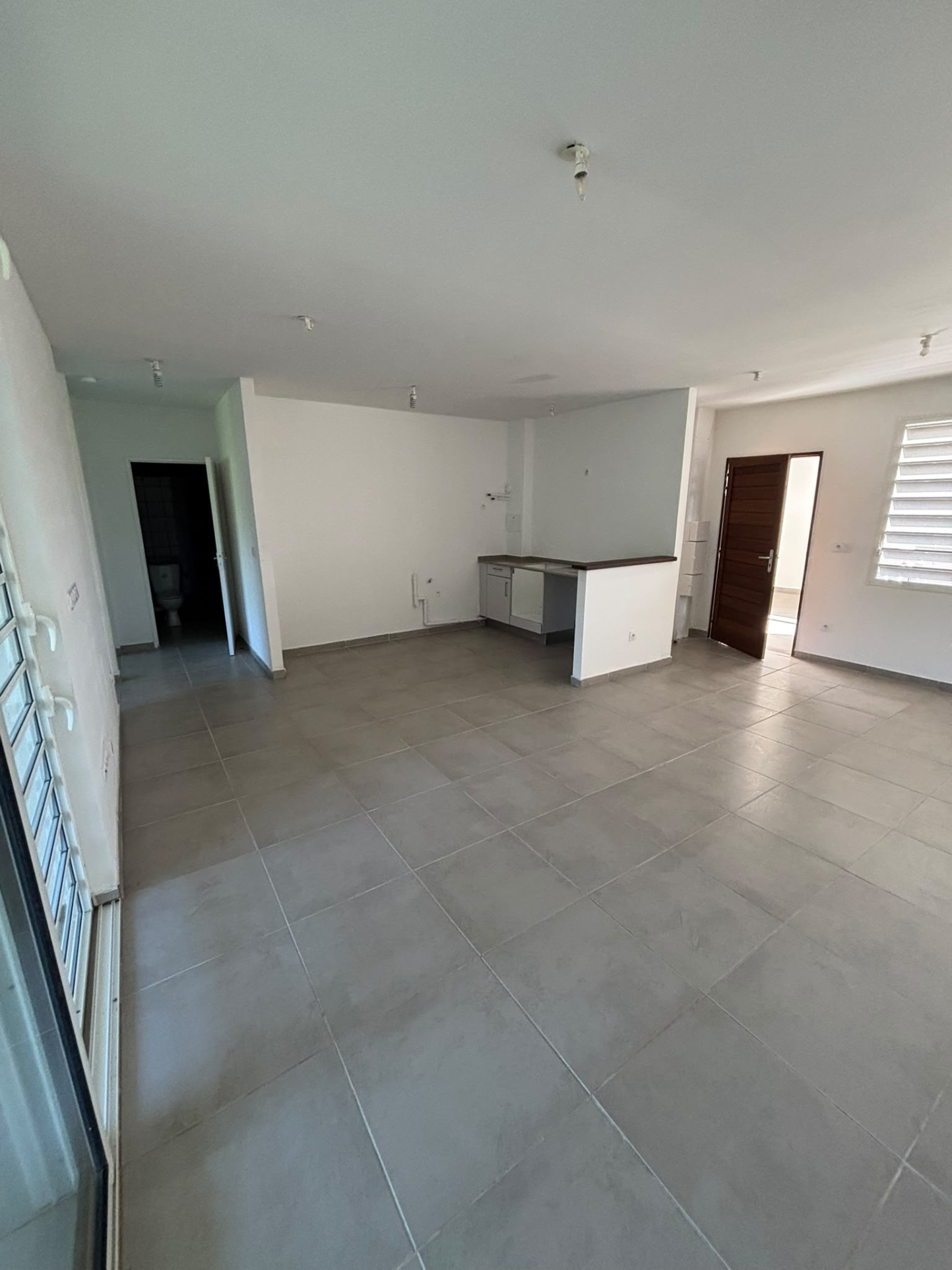 Appartement à vendre à Cayenne, 61,43 m², 3 pièces – photo 3 sur 7